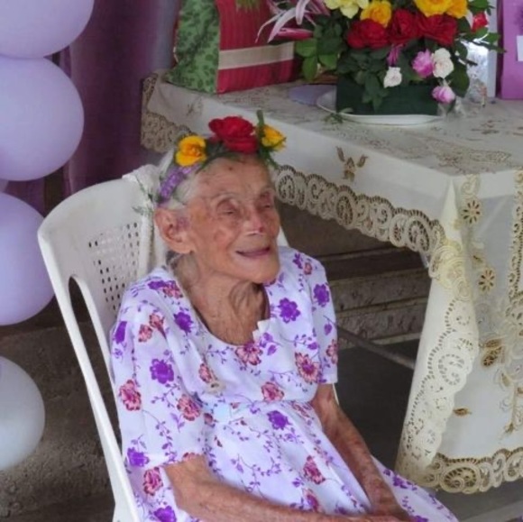 Meet your Posher, Dominga - Picture 1 of 1